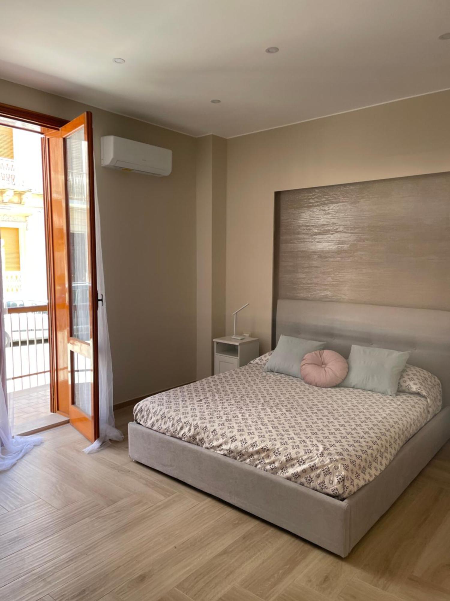 Central Apartment Avola Exterior photo